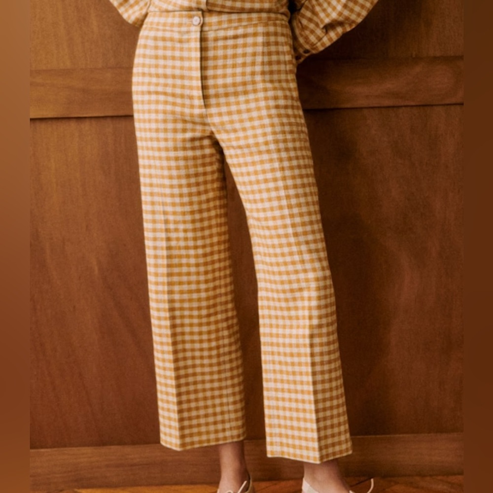 Sezane Martin crop trousers in an ochre check pattern - Picture 2 of 11